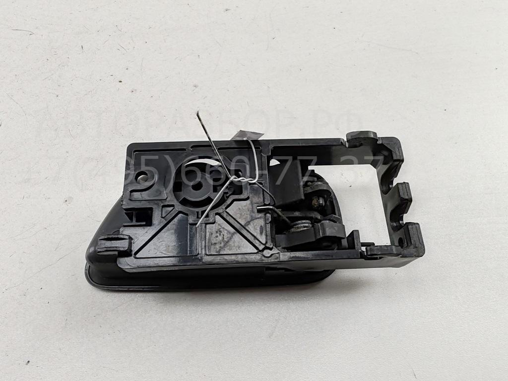 Ручка двери передней внутренняя левая