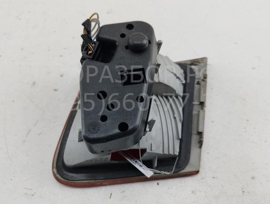 Фонарь задний внутренний левый