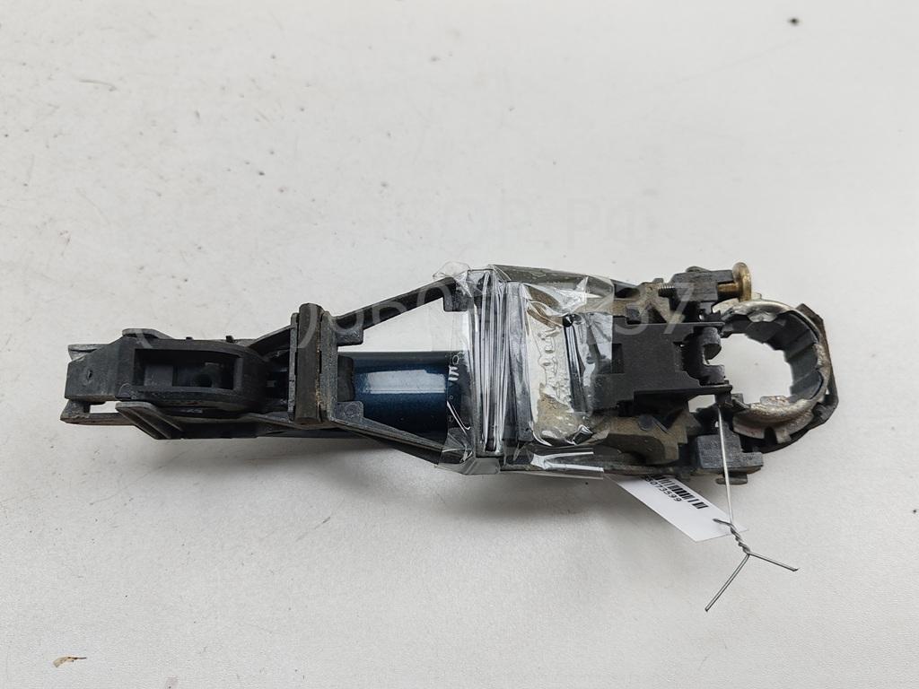 Ручка двери передней наружная левая