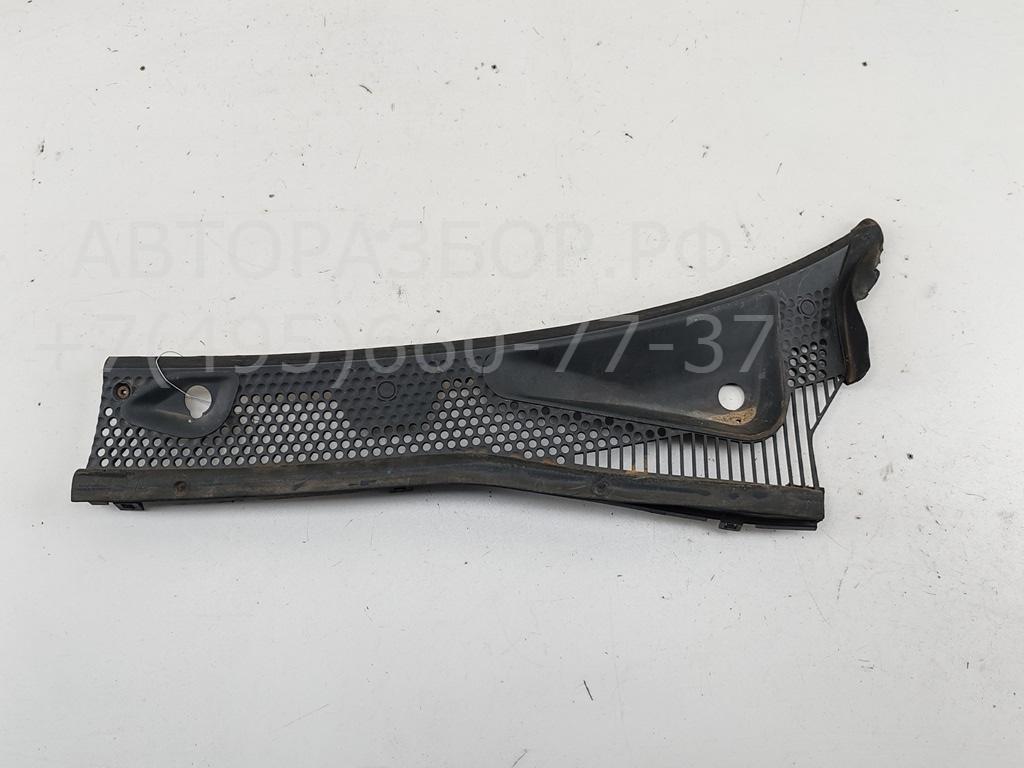 Решетка стеклоочистителей (Жабо)