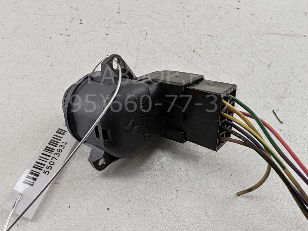 Кнопка регулировки зеркала