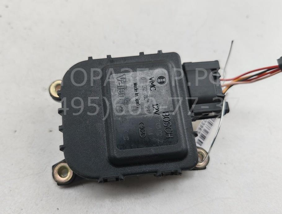 Моторчик заслонки печки