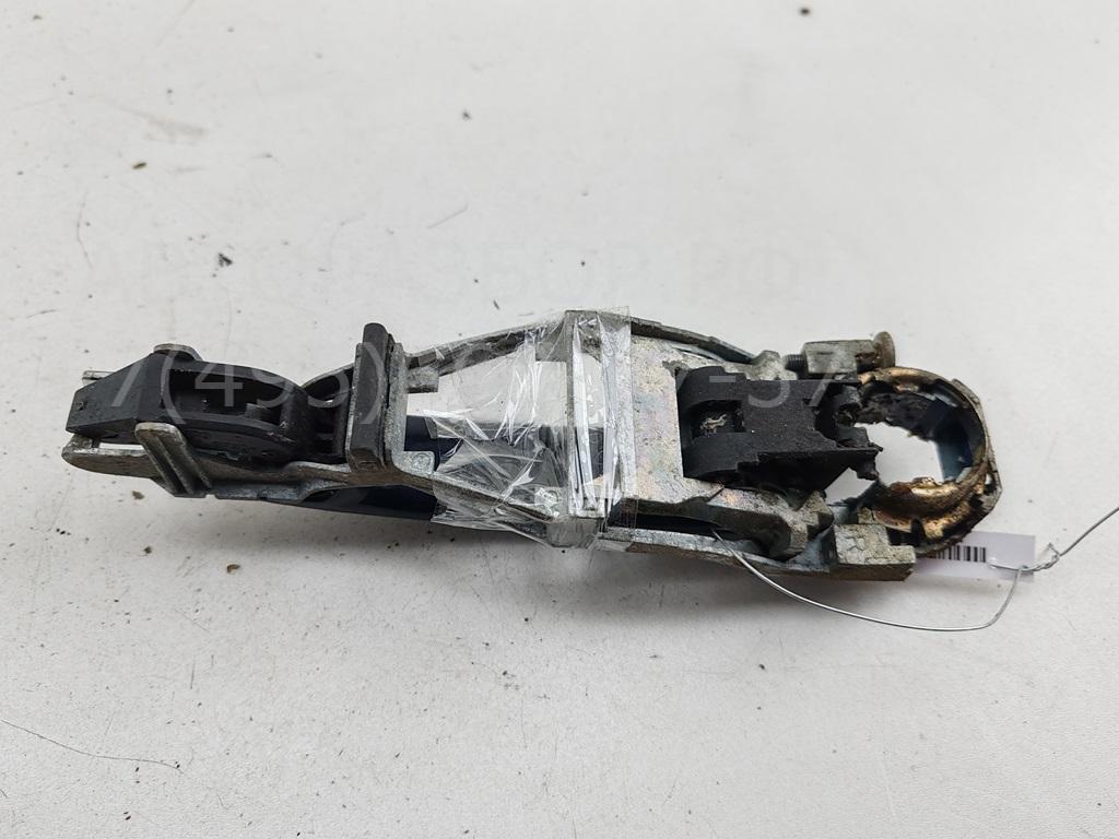 Ручка двери передней наружная левая