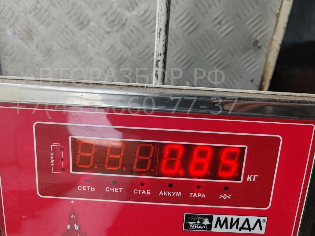 Накладка двери передней правой