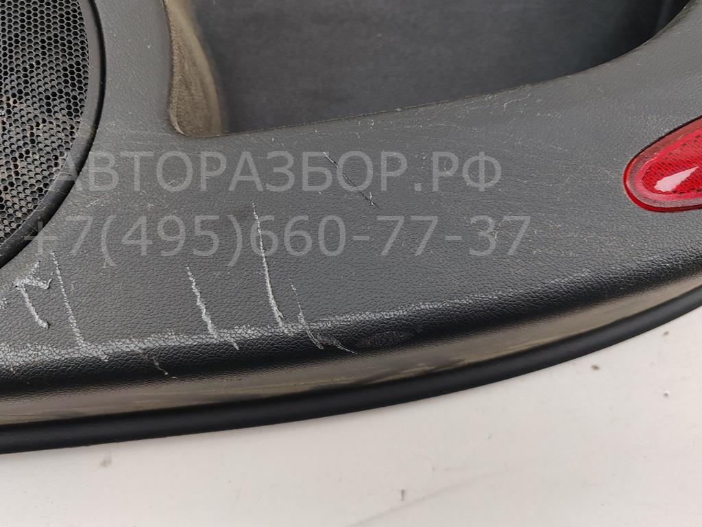 Обшивка двери задней правой