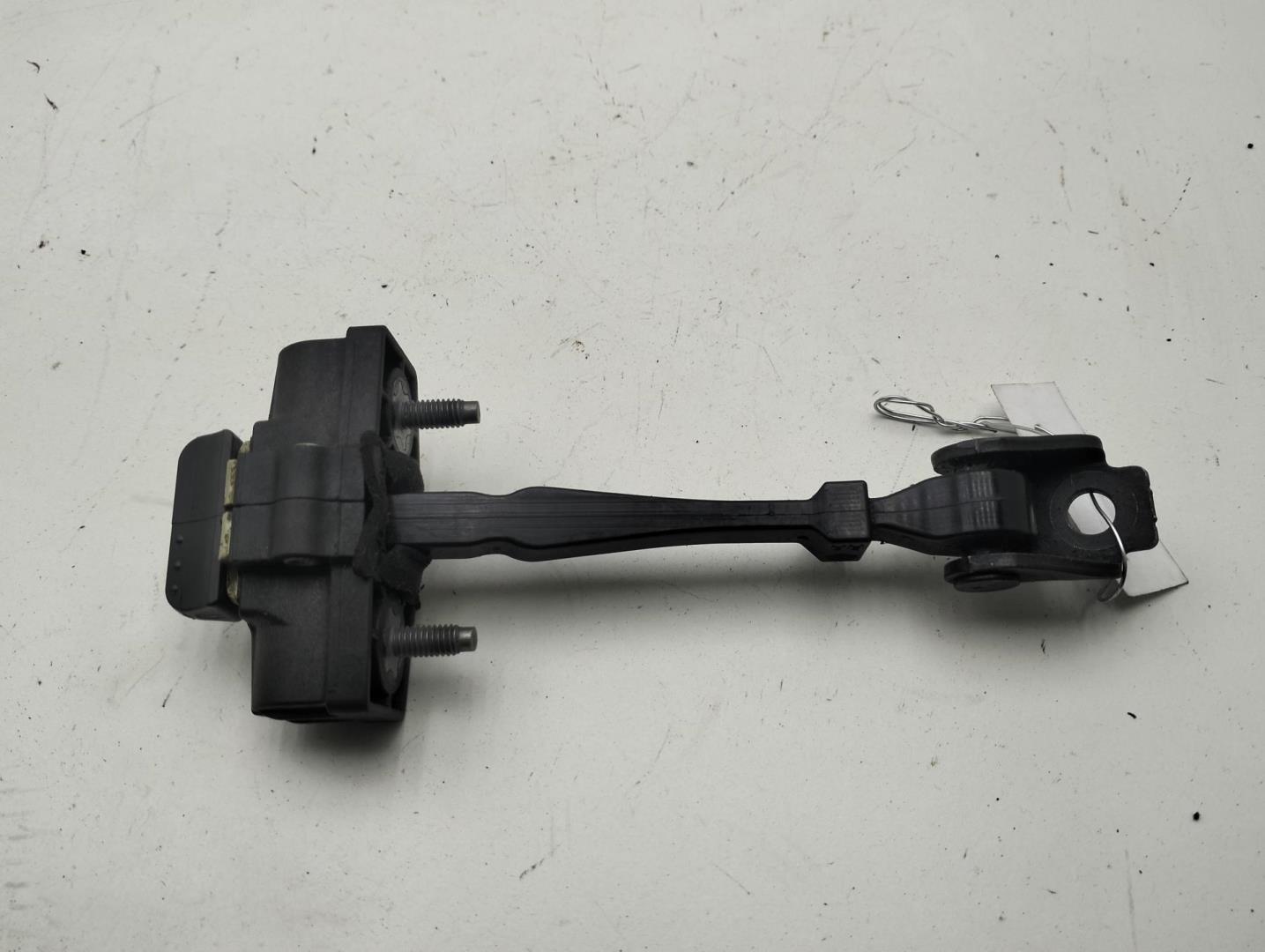 Ограничитель двери