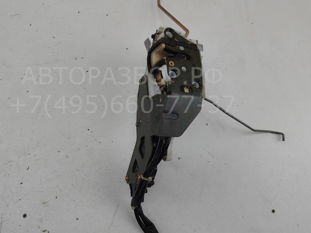 Замок двери передней правой