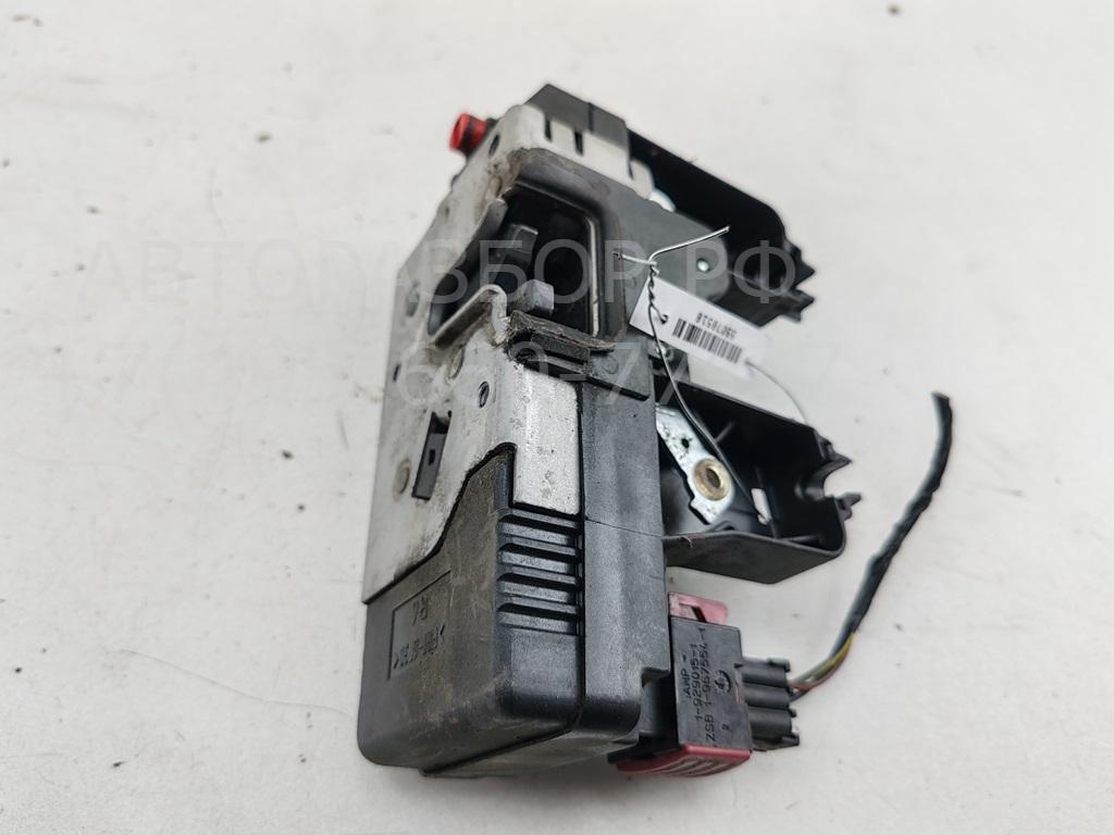 Замок двери задней правой