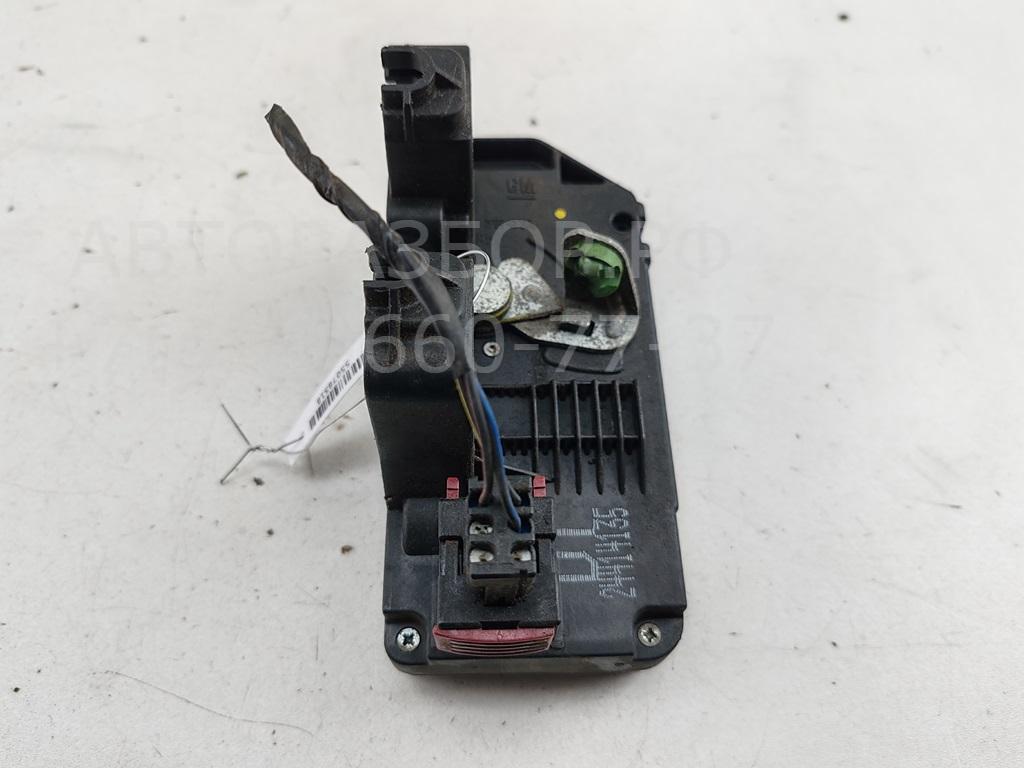 Замок двери задней правой