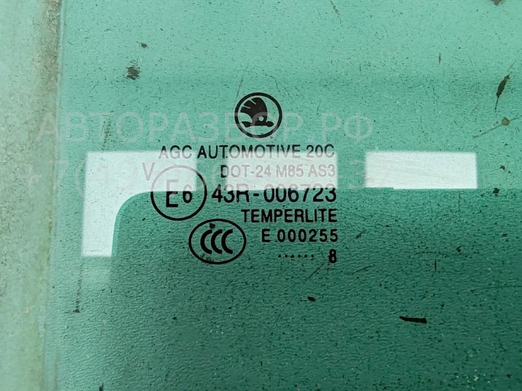 Стекло двери задней правой