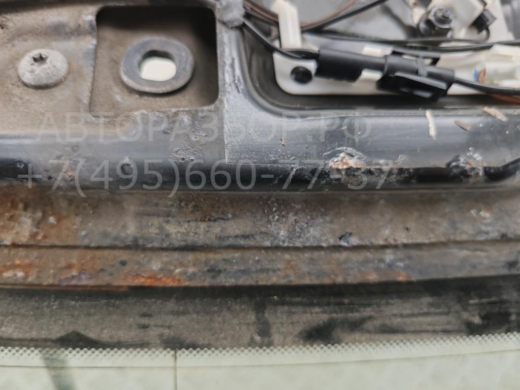 Стекло заднее