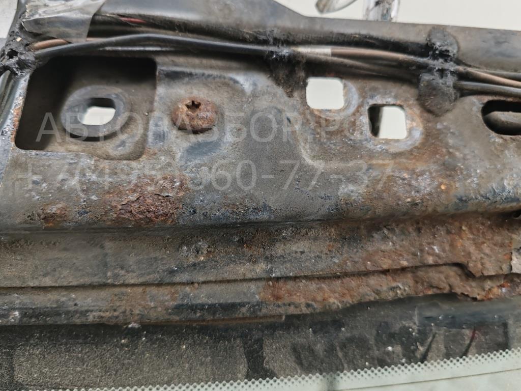 Стекло заднее