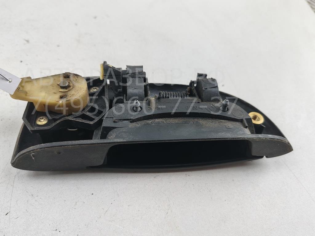 Ручка двери передней наружная левая