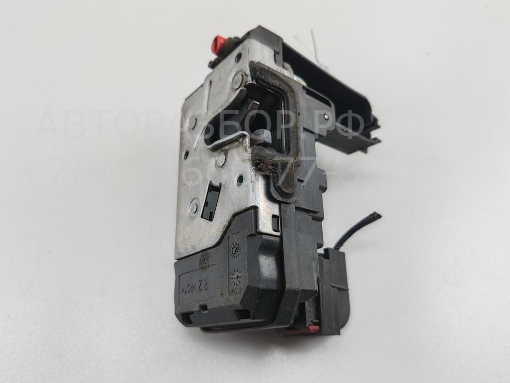 Замок двери задней правой