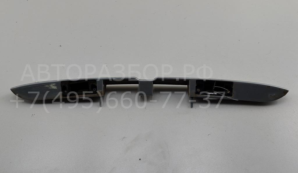 Накладка крышки багажника