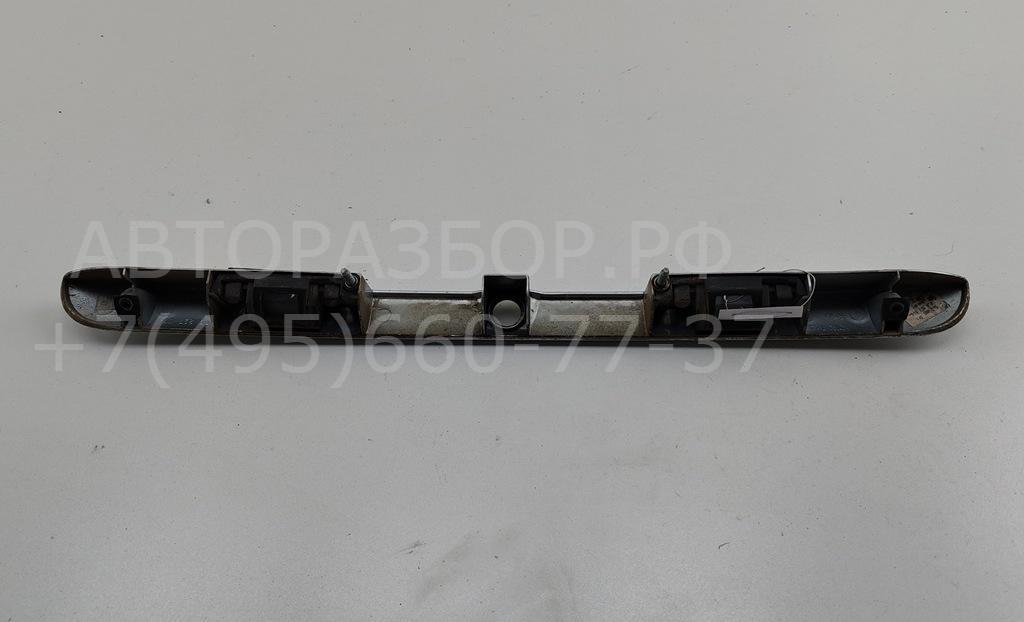 Накладка крышки багажника