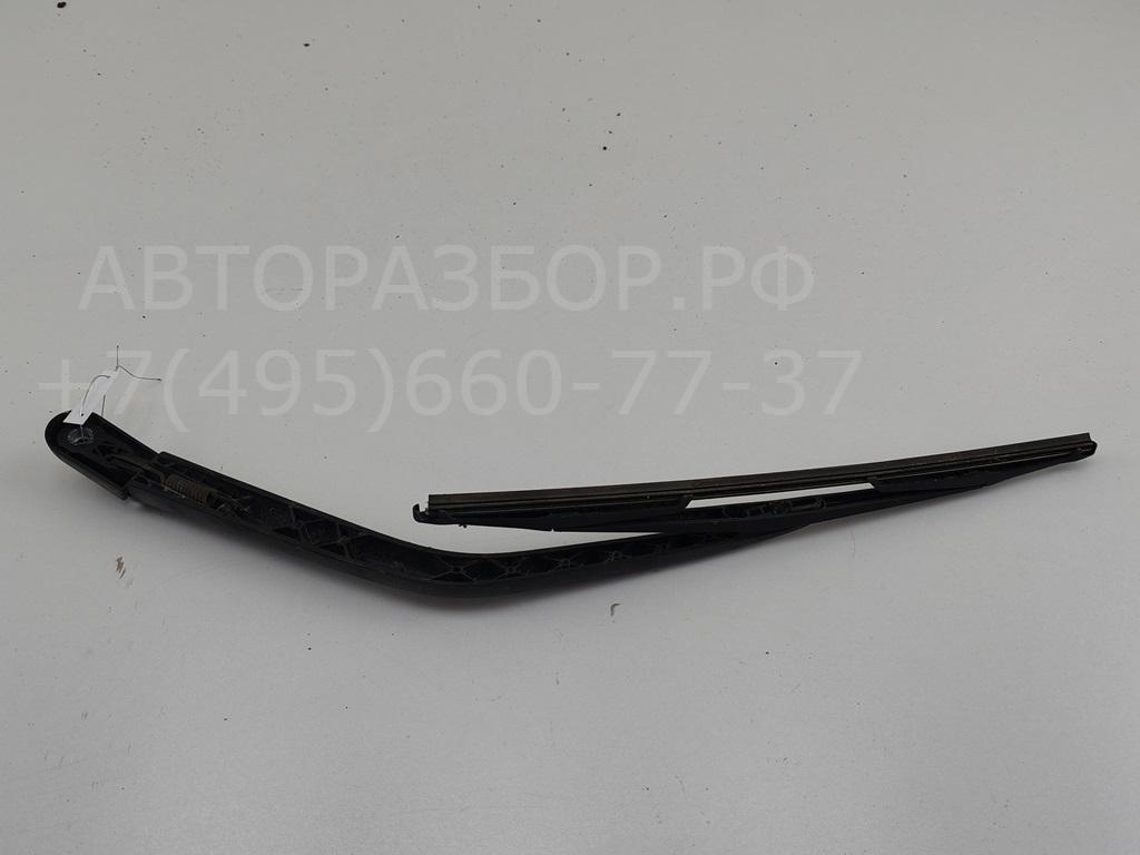 Поводок стеклоочистителя заднего