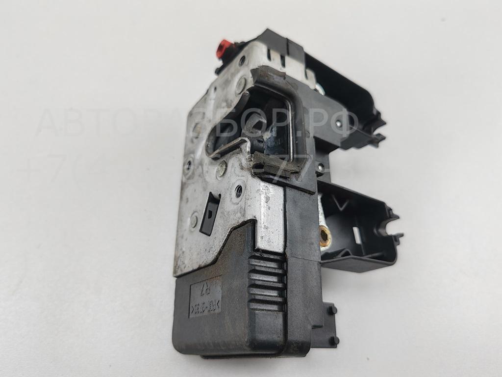 Замок двери задней правой