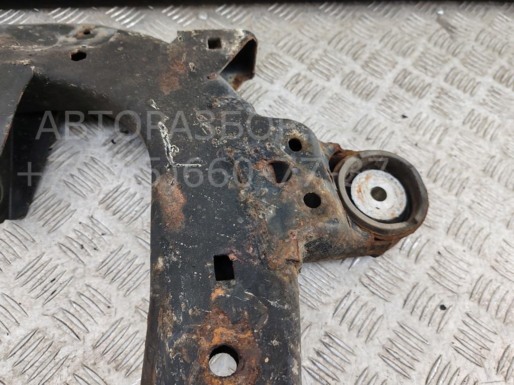 Балка подмоторная