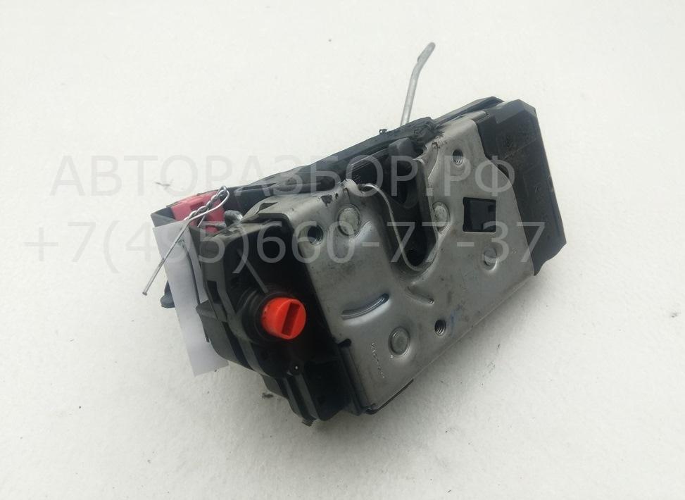 Замок двери задней правой