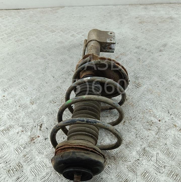 Амортизатор передний правый