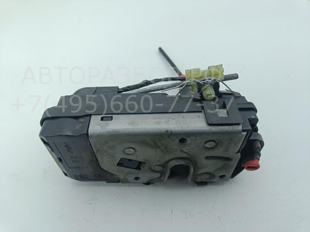 Замок двери задней правой