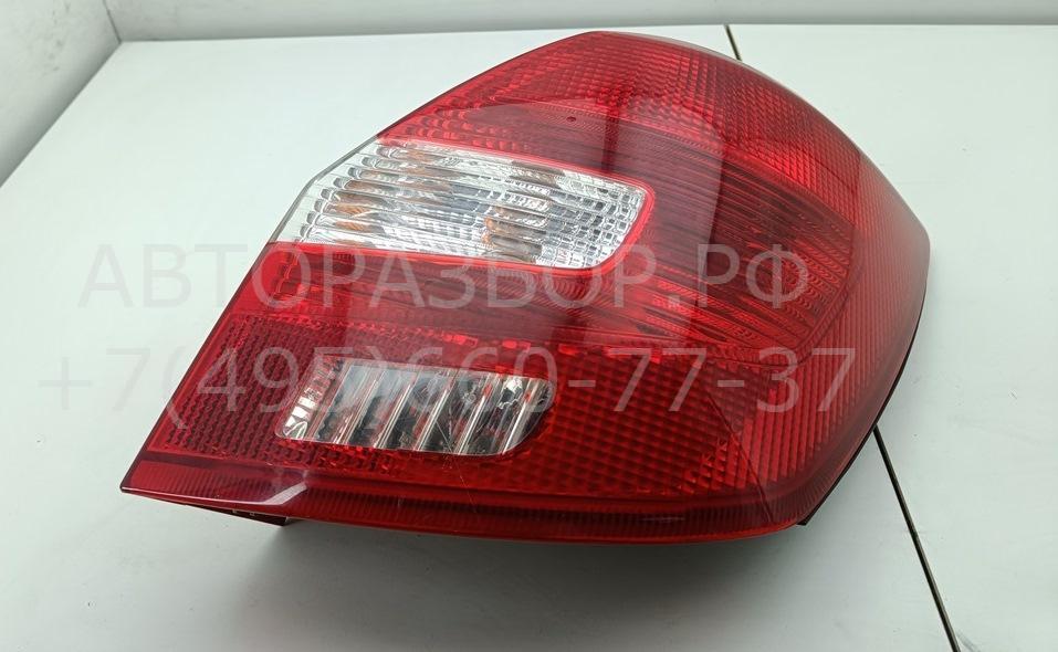 Фонарь задний правый