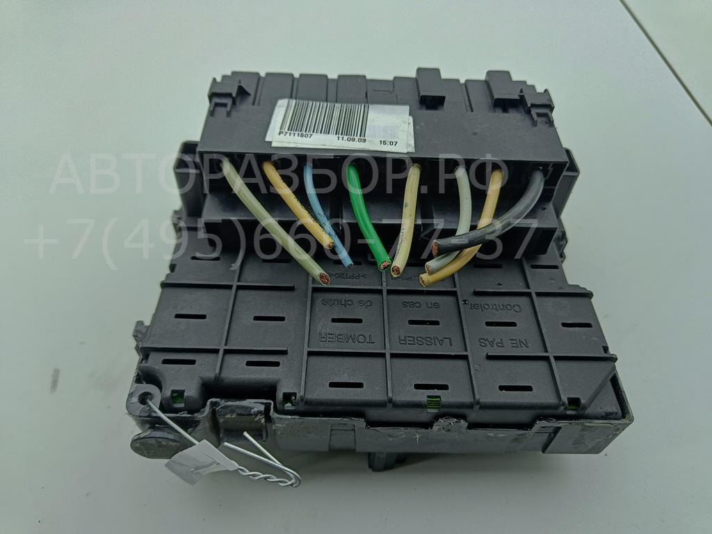 Блок предохранителей