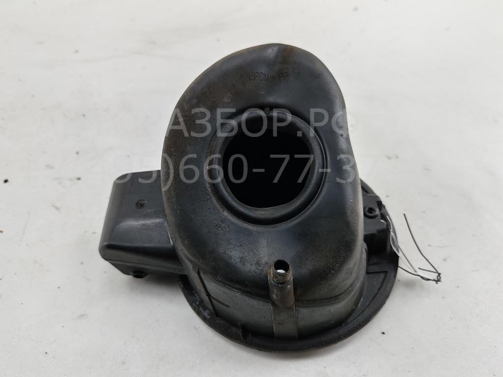 Лючок бензобака