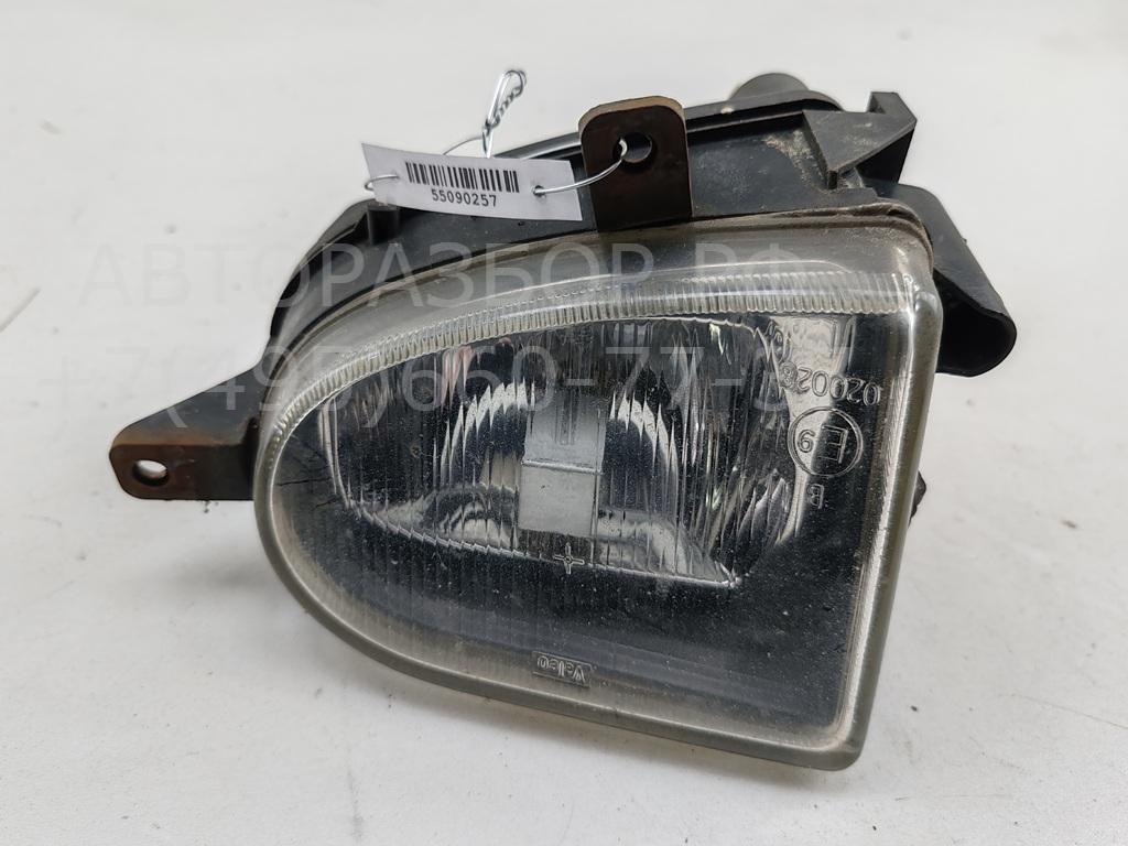 Фара противотуманная левая