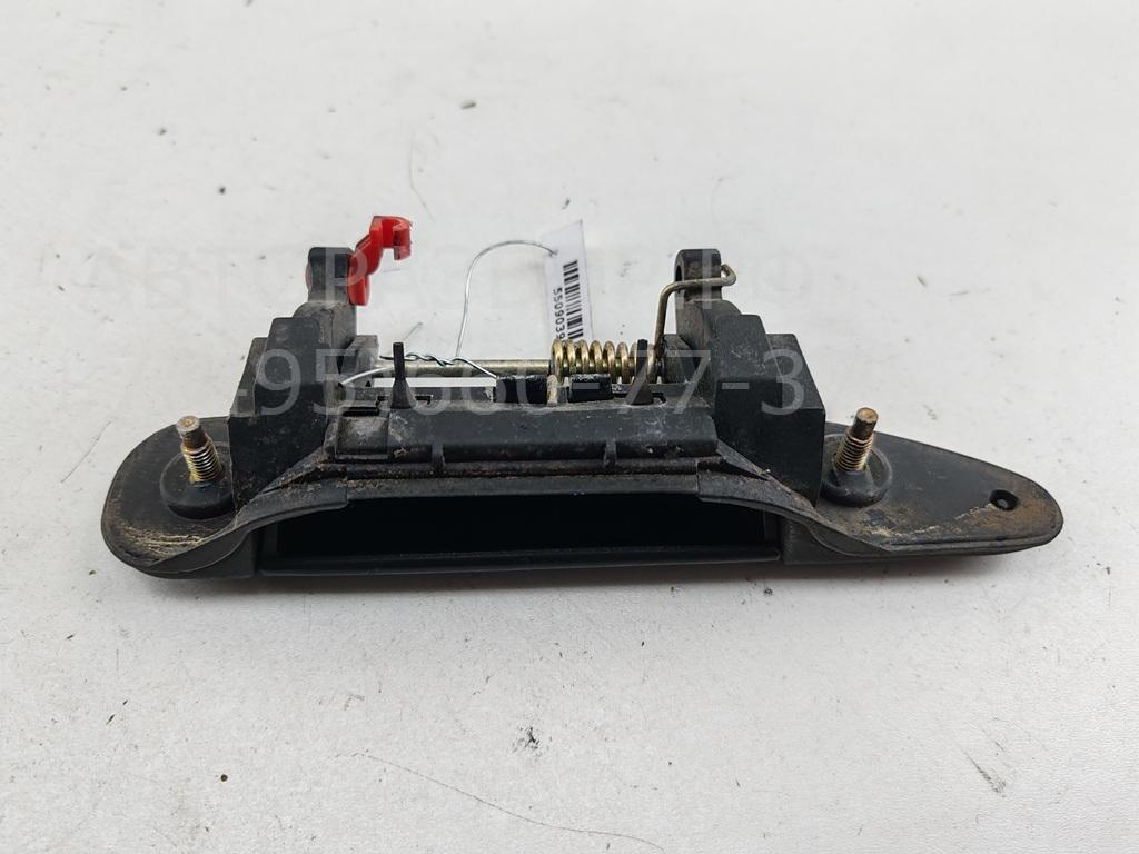 Ручка двери передней наружная левая