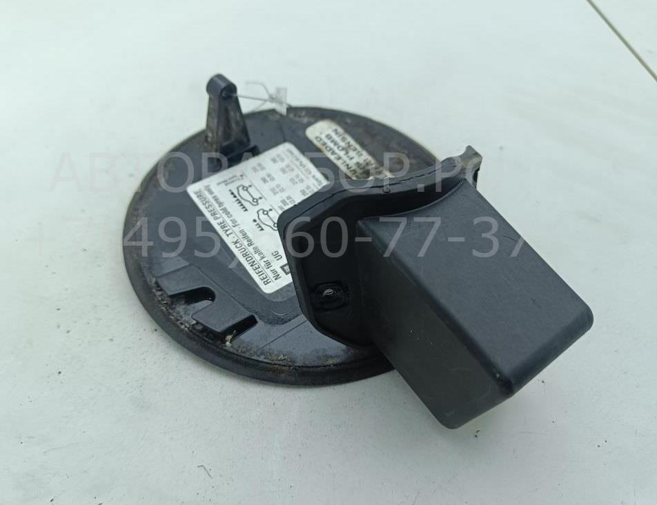 Лючок бензобака