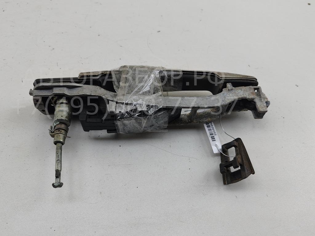 Ручка двери передней наружная правая