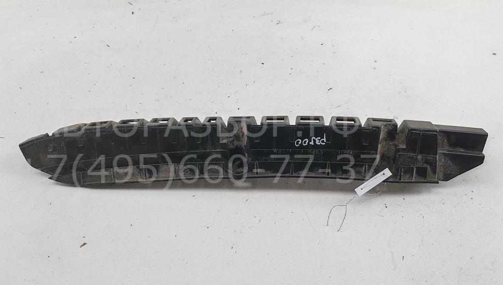 Кронштейн заднего бампера правый