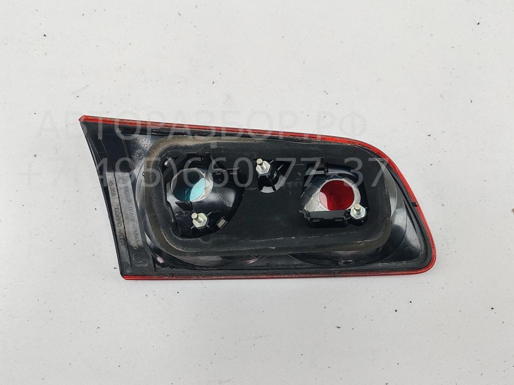 Фонарь задний внутренний правый
