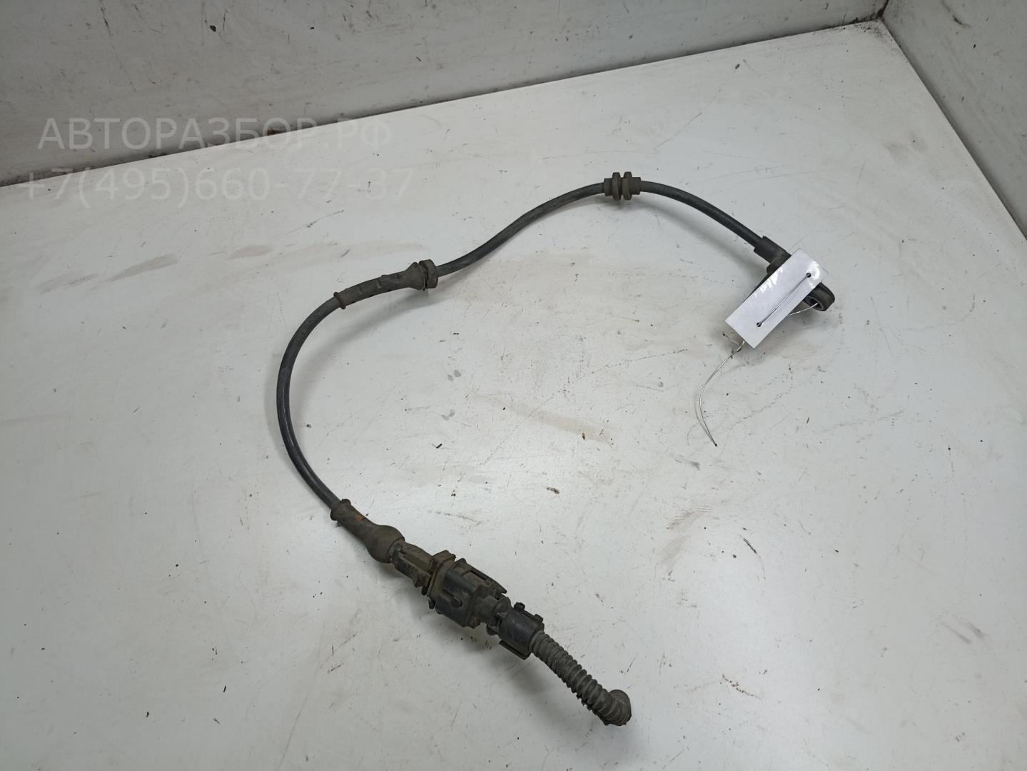 Датчик ABS передний