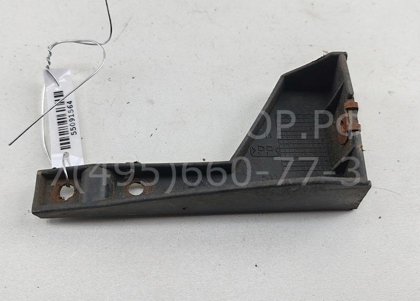 Кронштейн переднего бампера правый