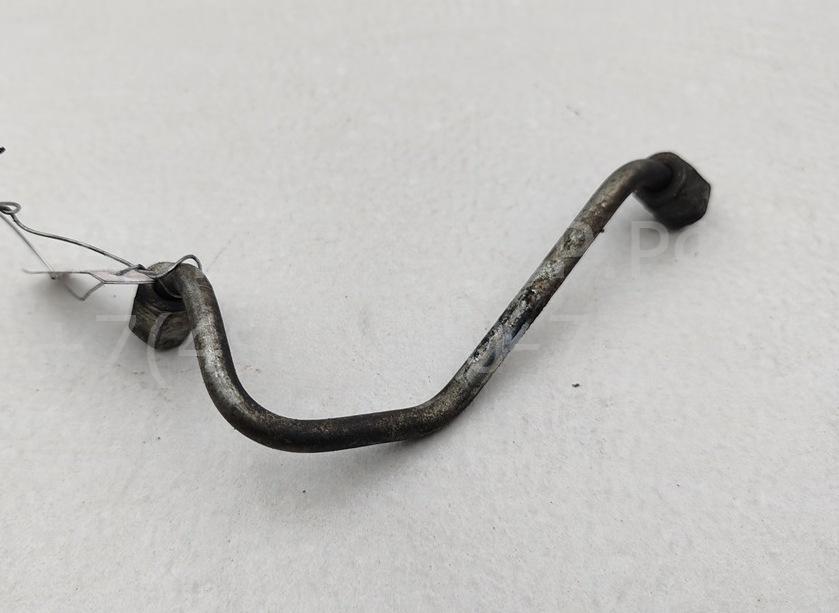 Трубка топливная