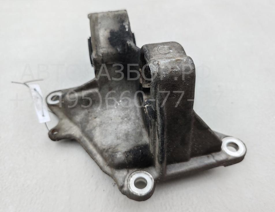 Опора двигателя