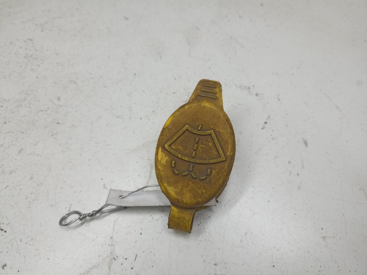 Крышка бачка омывателя