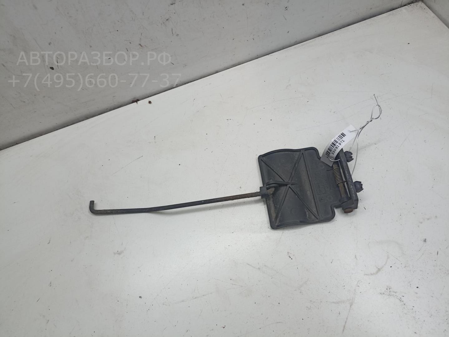 Ручка открывания капота