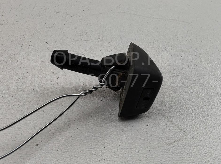 Форсунка омывателя лобового стекла