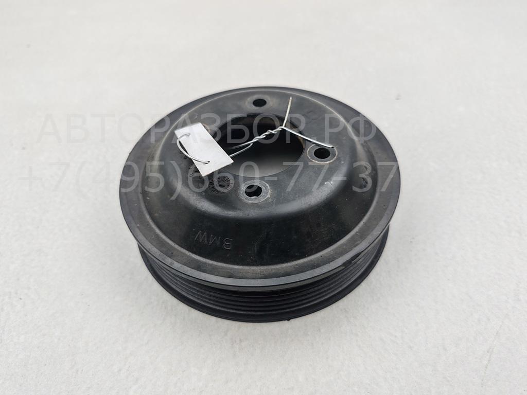 Шкив водяного насоса (помпы)