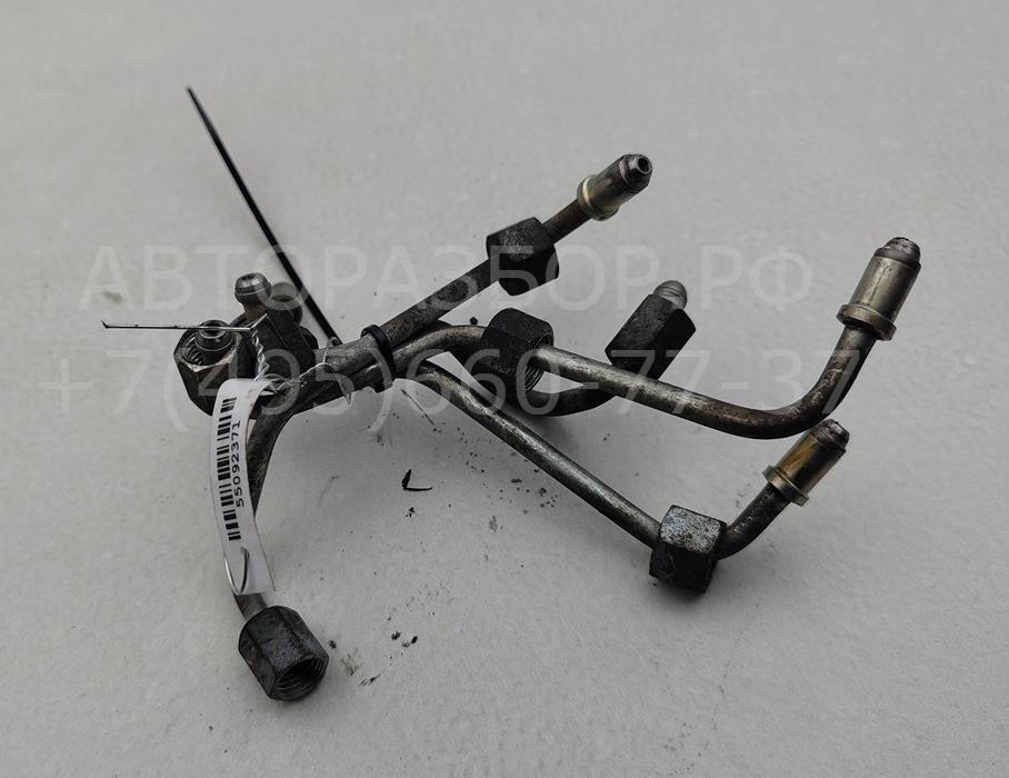 Трубка топливная