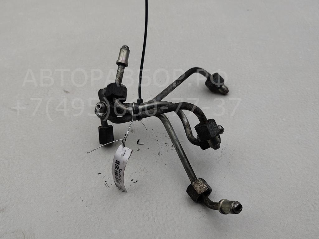 Трубка топливная