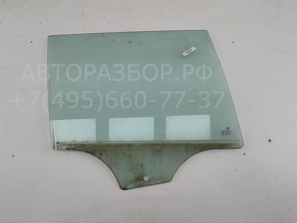 Стекло двери задней правой