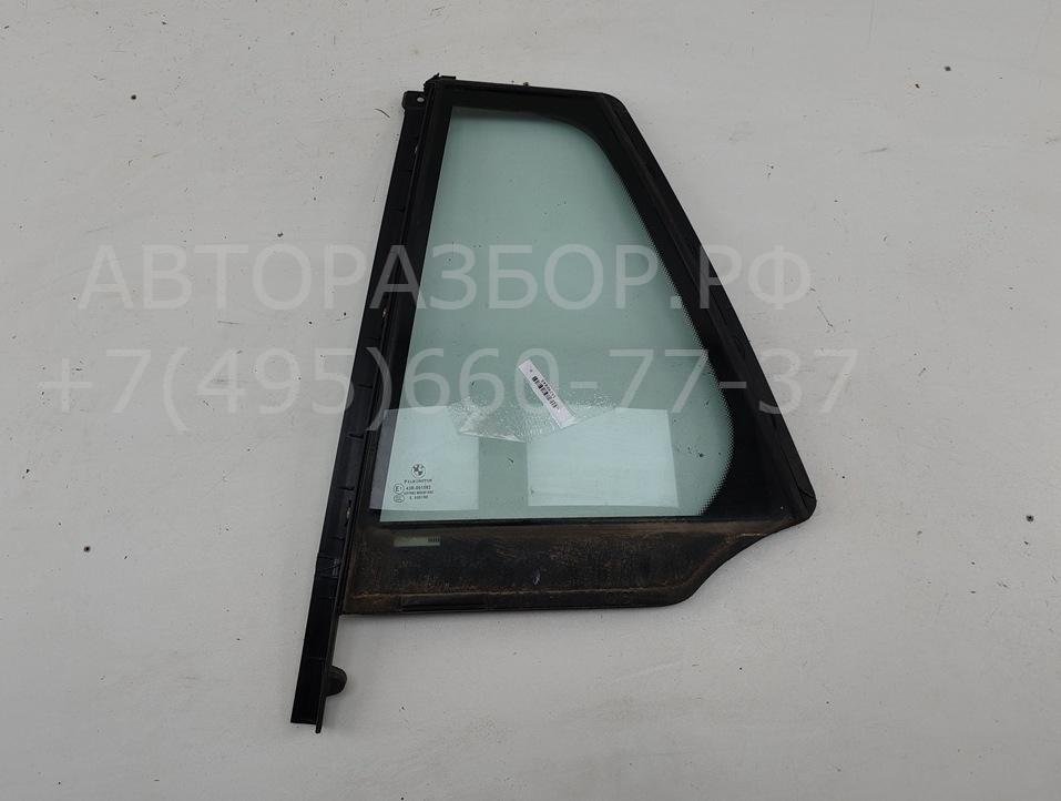 Стекло двери задней левой (форточка)
