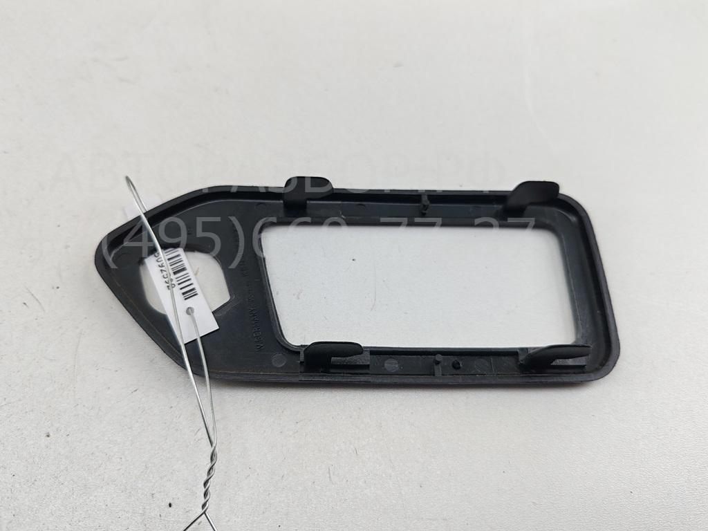 Накладка двери задней правой