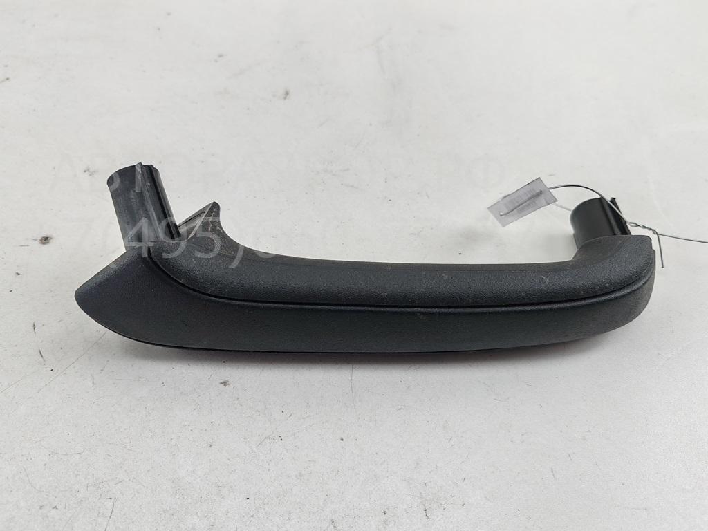 Ручка двери передней внутренняя правая