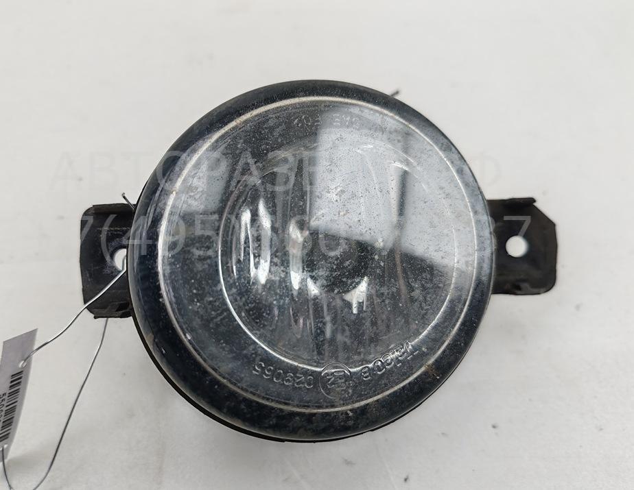 Фара противотуманная правая